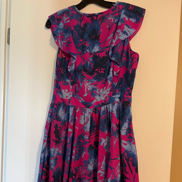 Banana Republic Floral Dress - Picture 2 of 6